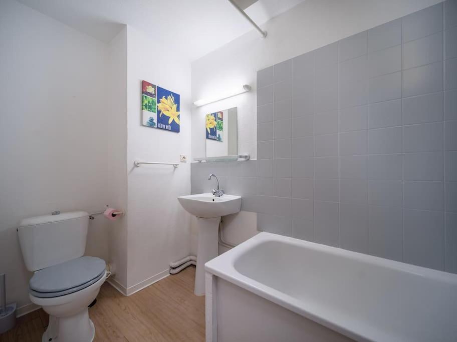 Appartement Tout Equipe A 5 Min De La Gare St Charles Marseilles Exterior foto